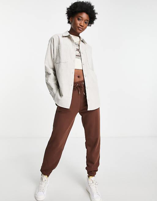 e30f7feb7a7271a5876c25e31fc94dc0.jpg