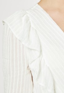 ef371bc73cc4c306d13058ddf3f826e6.jpg
