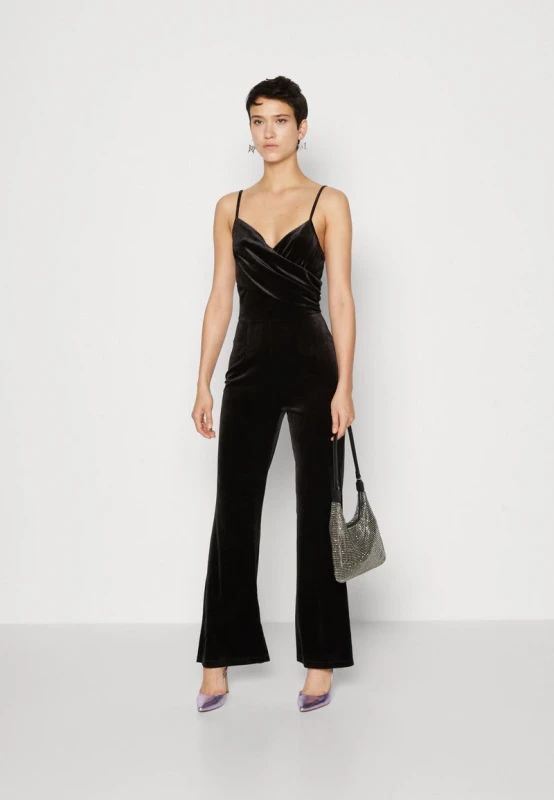 2d8c936f4eda3792c99d0fba75992d6a.jpg