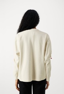 9713f5563fa5ccc9c3c4602985e34c20.jpg