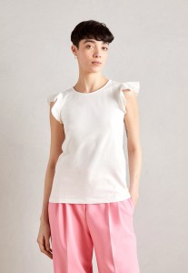 026e14ea028b68bfa5a87dc1de4fda1e.jpg