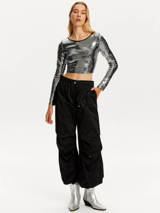 7d8503f887405558147bc535500414fe.jpg