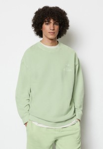 b70faae0aed721bb8aaf0c9ac56424c6.jpg