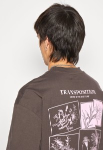 64664a4f97355692826e1e1718d41fdd.jpg