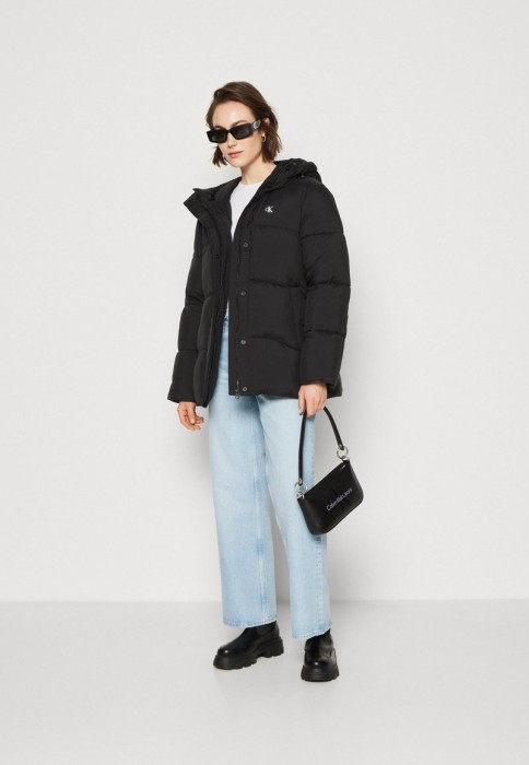 ee74372dabe223155c3daf7d96d6cb66.jpg