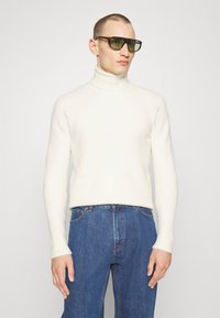 17a0fd8e93f256ec24a9ed6065e5a76a.jpg