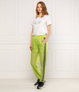 36deb0a7f5ff51adac7819e607f9020c.jpg