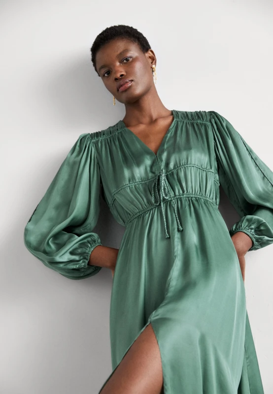 9daecb6197e2bff79595919e7013a2cb.jpg