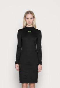 22119091.jpg
