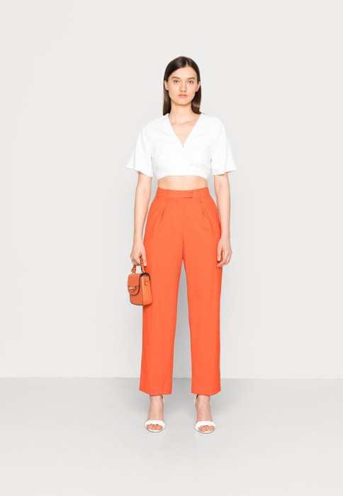 7a5e32812c91a713ffe5dd6a3a93878c.jpg