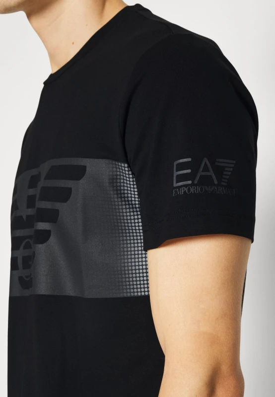 0e23fc500efdc8fc2b4d70bc0bfe20b3.jpg