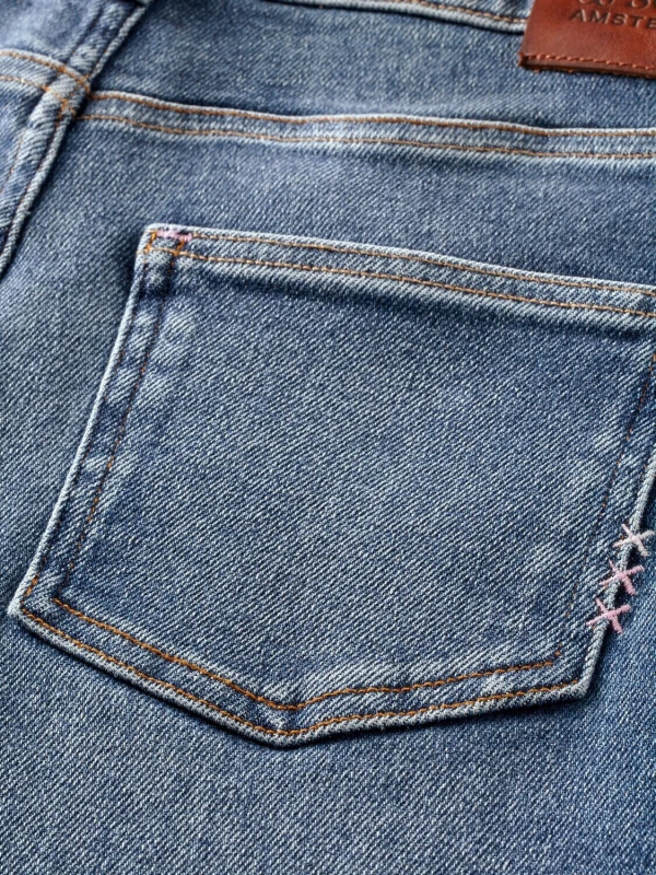 ef520a2821cf4a744091f5f8eaf9c49e.jpg