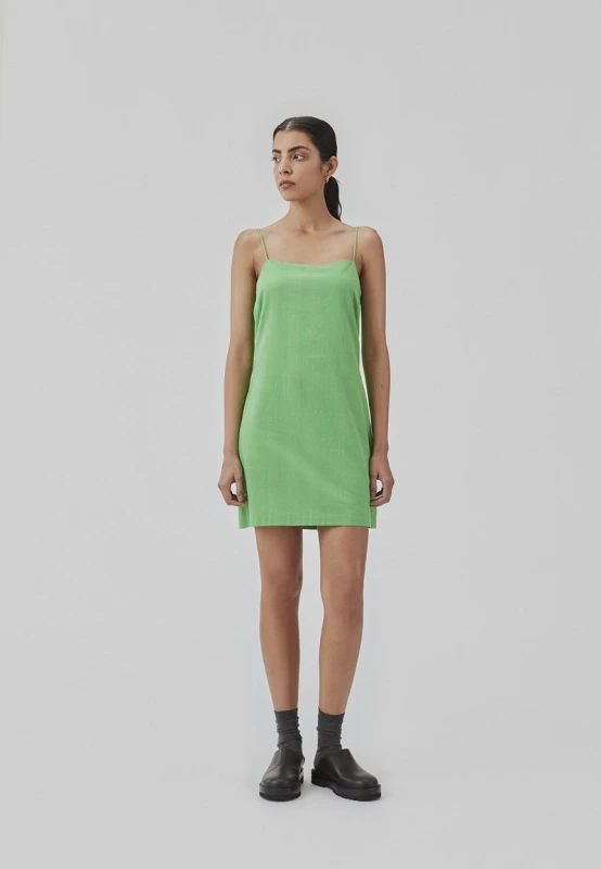 0dd53ad331665fa4802fc39a01d5ecee.jpg