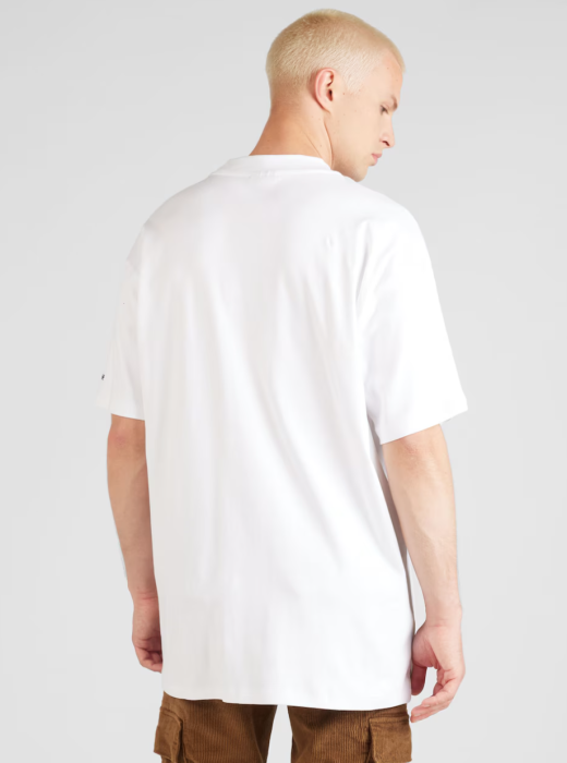 a06bbf47328d2efeeab977ea7609951e.png