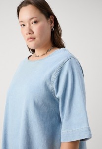 193204ae9433bdcc8fb372ca1c6597be.jpg