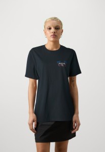 e8b25b1f6cd7f2771fbf37075a6a73ba.jpg