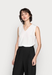 8573ff4cc10fdfea4c23faec53a4a893.jpg