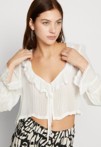 ea2b9064de540f91b609b41c256e7bb0.jpg