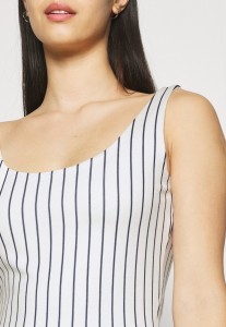 18306069_4.jpg