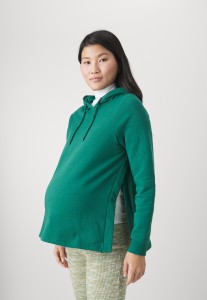 7afb293cd40eca3026d0d62270491500.jpg