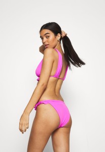 17430730_1.jpg