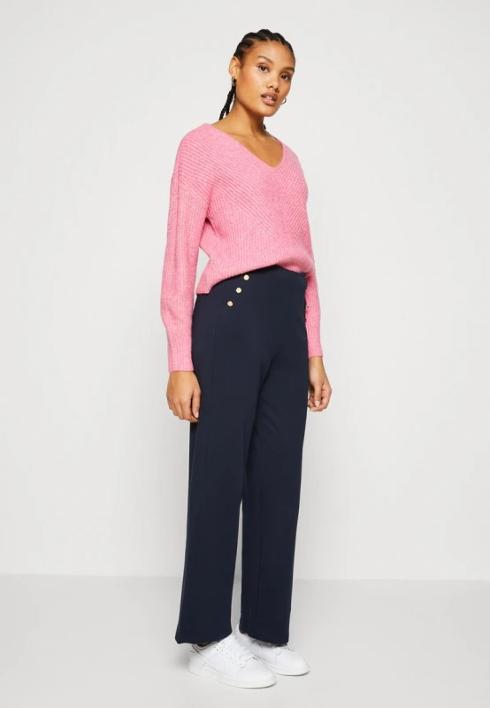 da4eb2b2ce51b81c4b7f4da6bdf34268.jpg