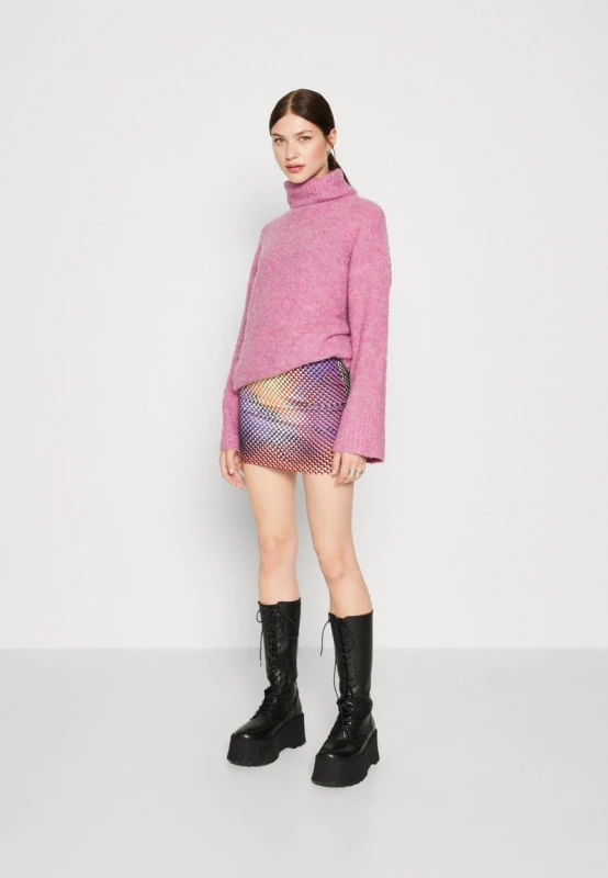 4d147aeb57995e639a77992e3074b03b.jpg