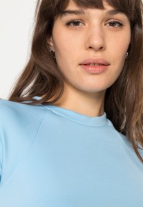 1bfdc7dd17c75b82f18a8e78c58f67f2.jpg