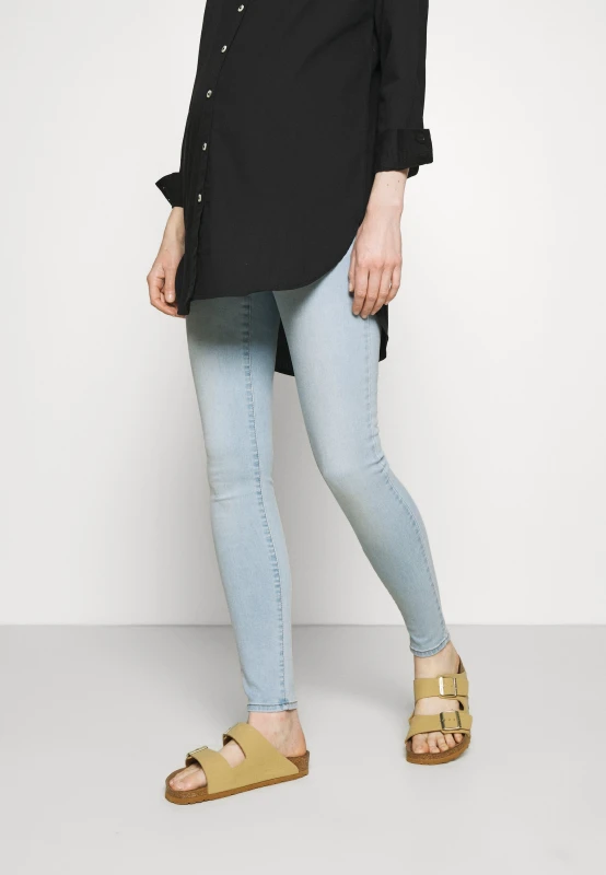 ff47cb104dc329eb7539ce44ddba0700.jpg