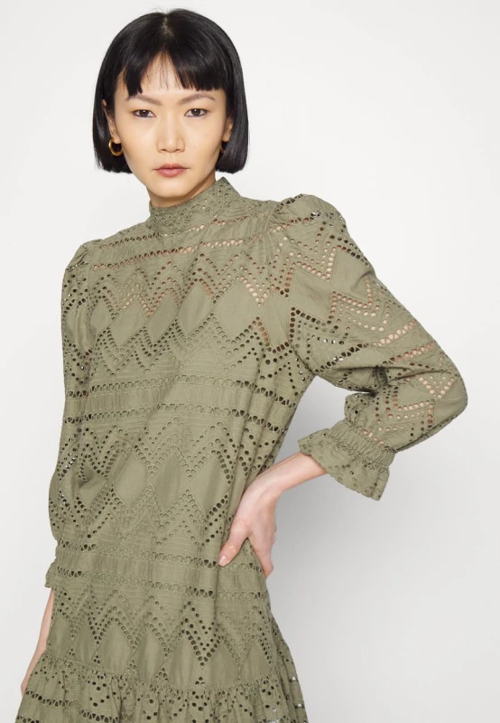 a21232b8799f21706b13b6102e88dbd2.jpg