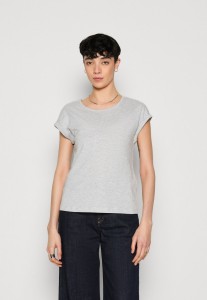 666081802903922ae6bf90a4f35fcecd.jpg
