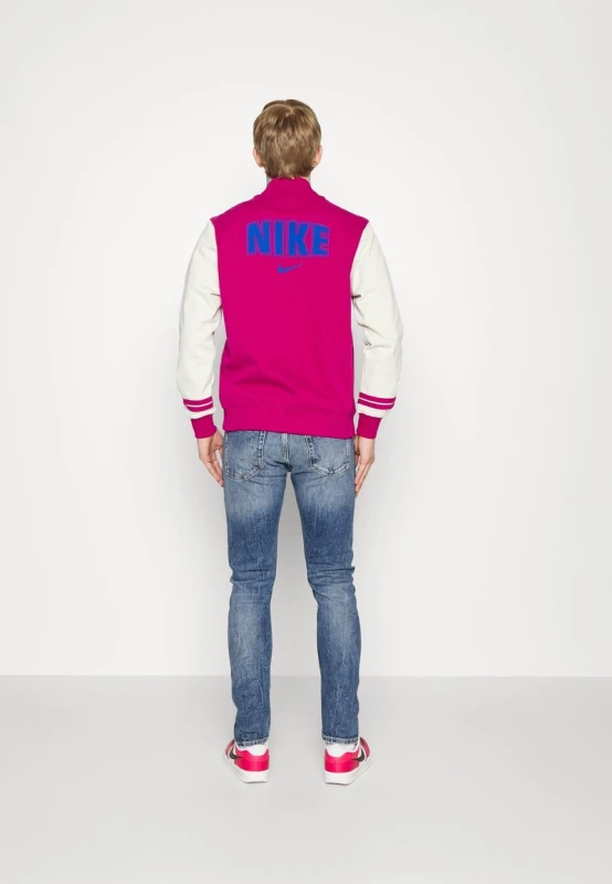 8dab46bd745f6e95c4d9df84bb43b700.jpg