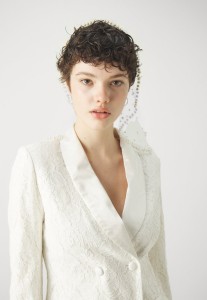 1ff548269eec1dcdd1cf22e52c9af898.jpg