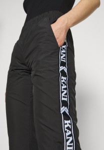 9407441_4.jpg