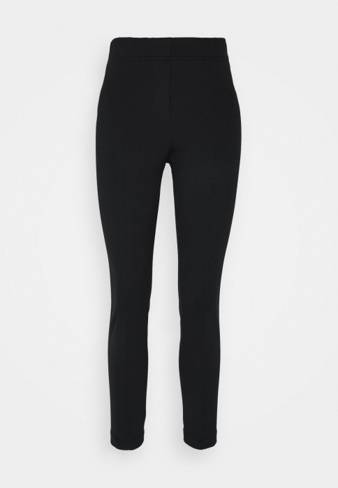 15717626.jpg