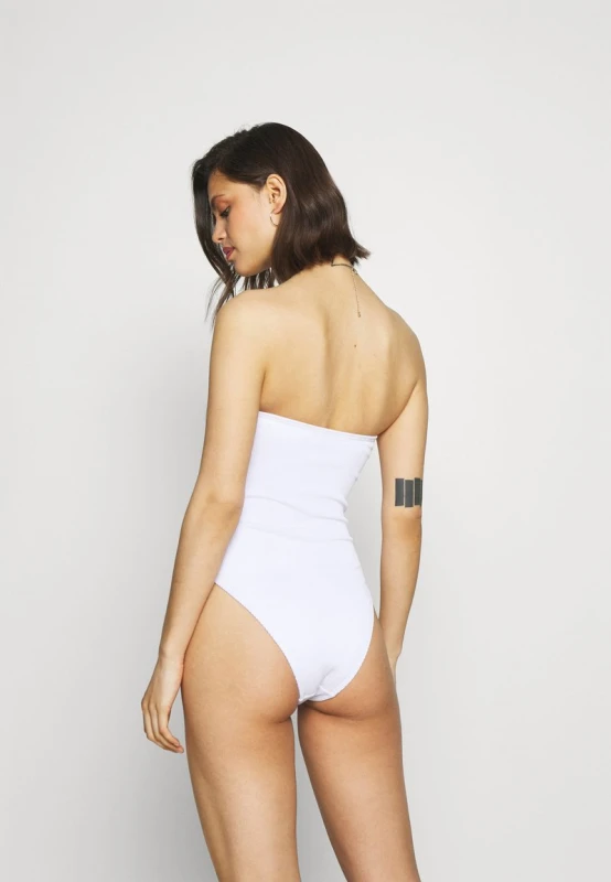 17561422_2.jpg