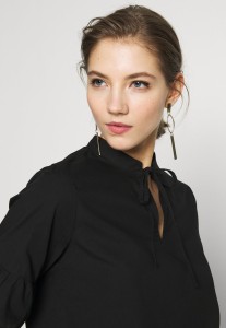 17788468_3.jpg