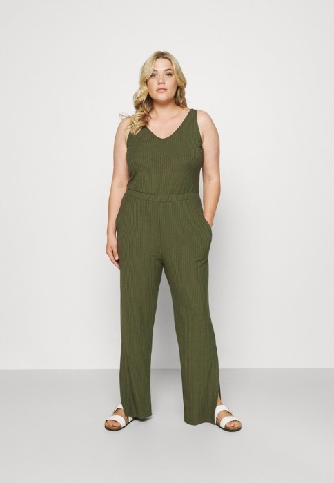 18537614.jpg