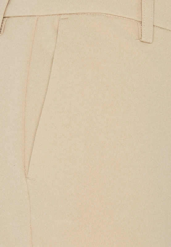 18788544_2.jpg