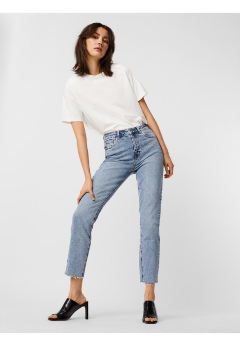 4ba9ad2b050e3110862578ef29e0395a.jpg