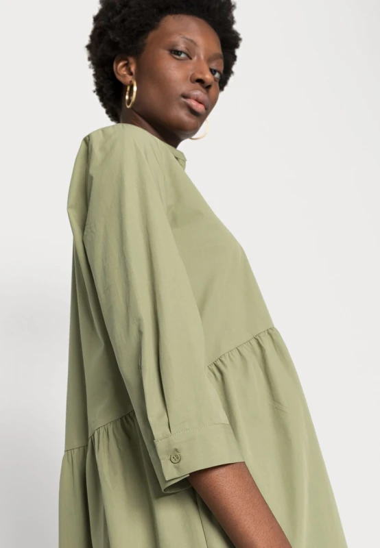 cbd357c2d8313a399deac8da7c8c8a3c.jpg