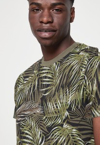 7e68b2dad7b6c3e9e06d4ed89fa1971e.jpg