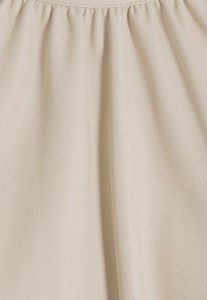 21444152_2.jpg