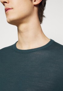 21907793_5.jpg