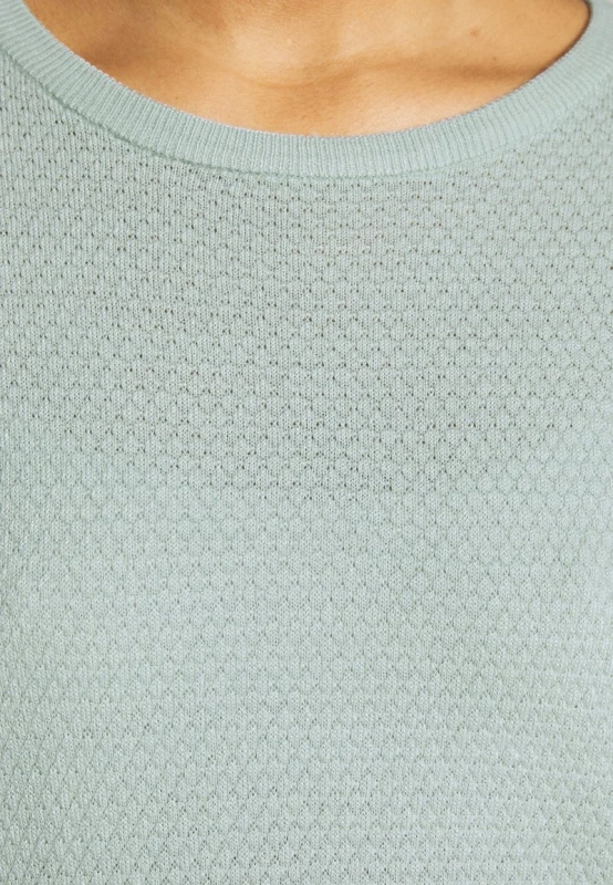 22372206_6.jpg