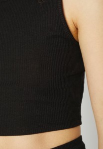 22577654_4.jpg