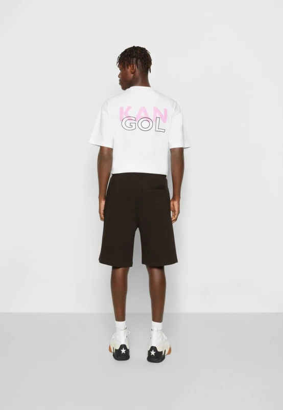 383260863818f7784cca17b74234e14d.jpg