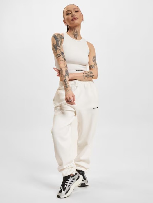 b9eb18e01e31a9f8d275f9b8ace9390b.jpg