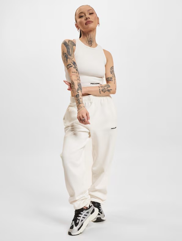 b9eb18e01e31a9f8d275f9b8ace9390b.jpg