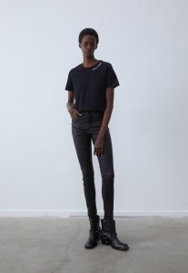6d8bc9b1a6ed904c89371e9946ede574.jpg